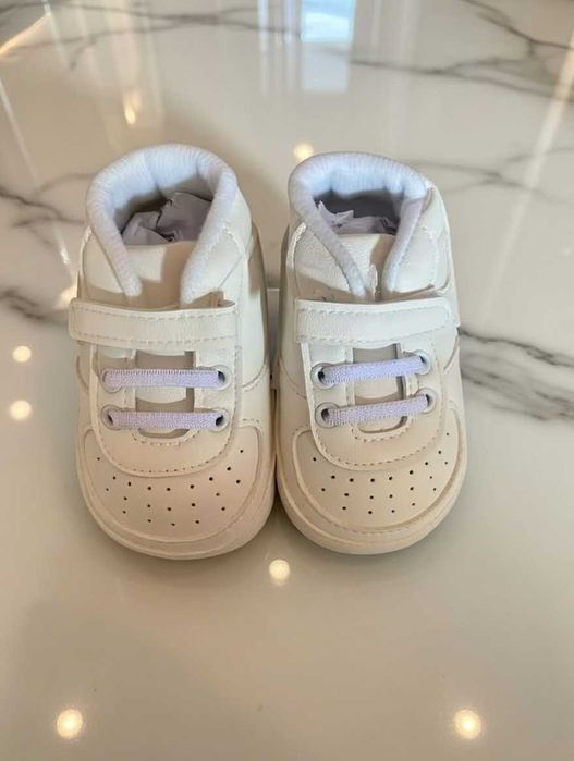 Бебешки обувки / маратонки за прохождане 7-12м Nike