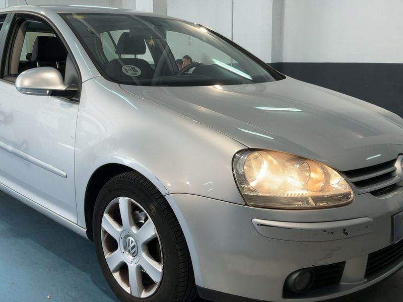 Volkswagen Golf V 1.9 TDI Highline 2009