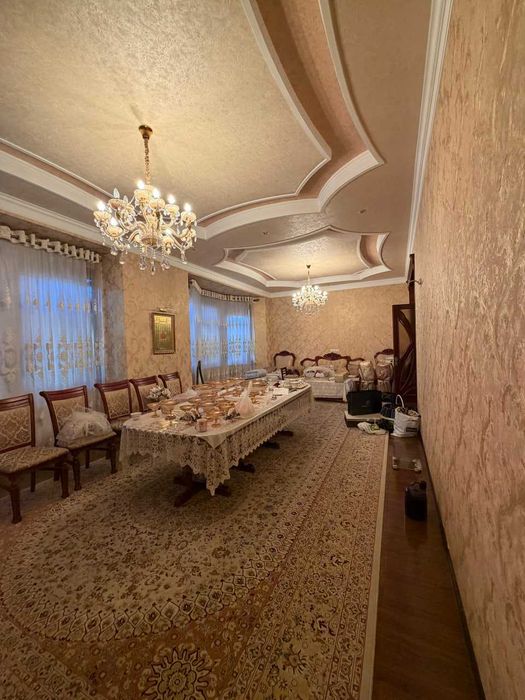 Охунбобоев Евро ремонт хонадон сотилади