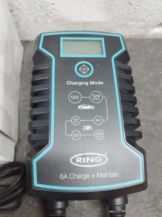 Redresor / incarcator auto 12 Volti Robot pornire cateva modele