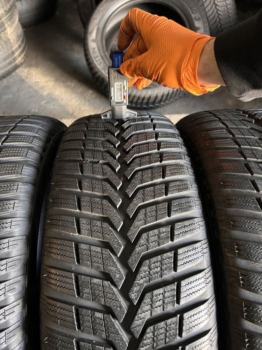 4 anvelope iarna 205/55/16 , Vredestein , 7.8 mm !