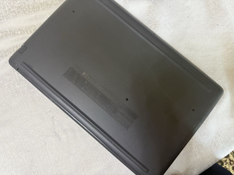 Hp laptop yomonmas