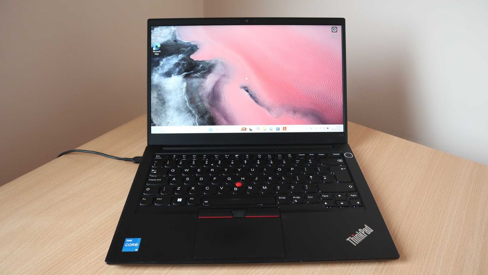 Lenovo ThinkPad E14 4 Gen / i5 1235U / NVMe 256BG / 16GB