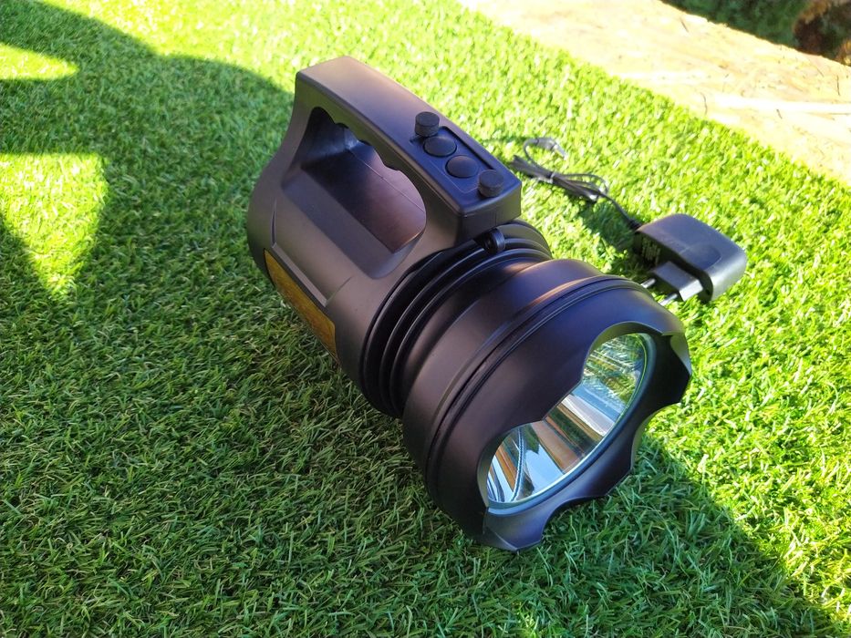 Lanterna Profesionala TD-6000 30W cu Led CREE L2 Pescuit Vanatoare