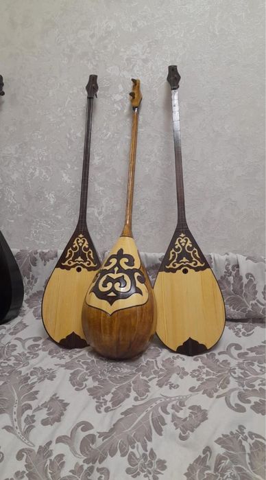 Домбыра, гитара, чехлы, наборы