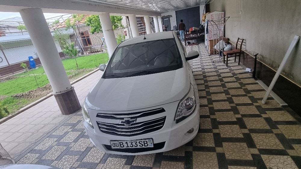 Продаётся автомобиль кобальт