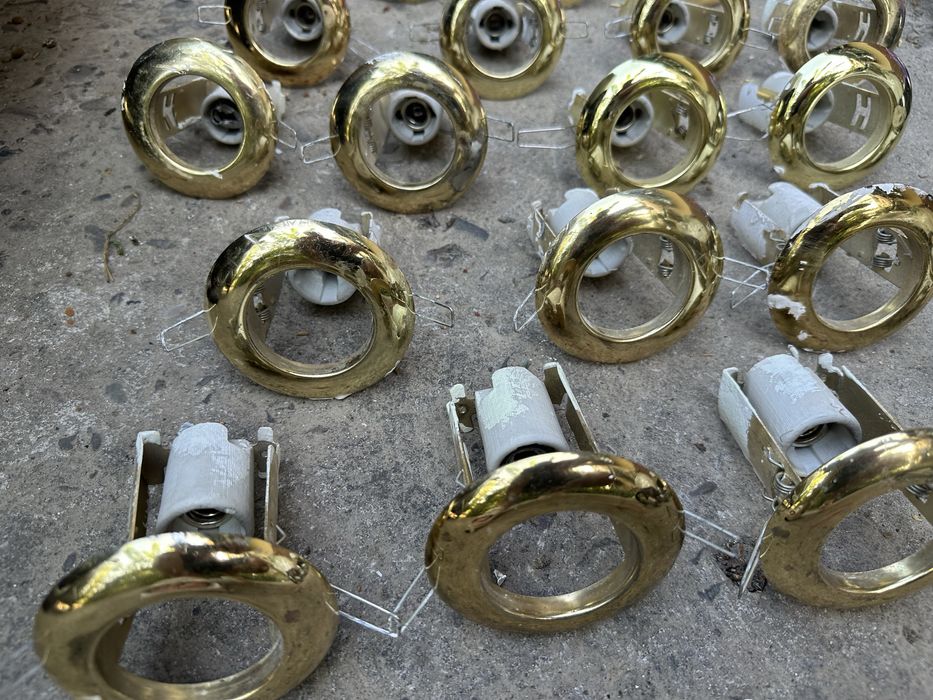 Светильники потолочные б/у