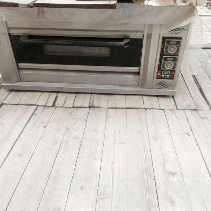 Продаётся газовая духовка