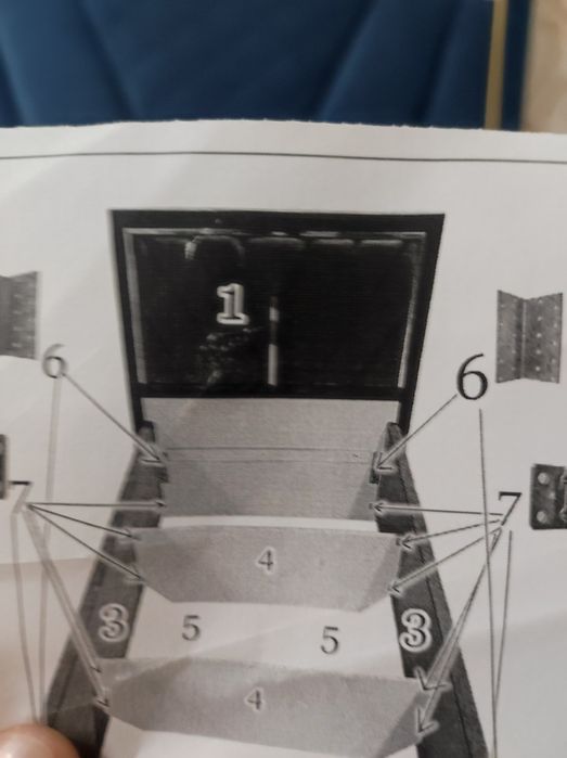 Кровать без матраса