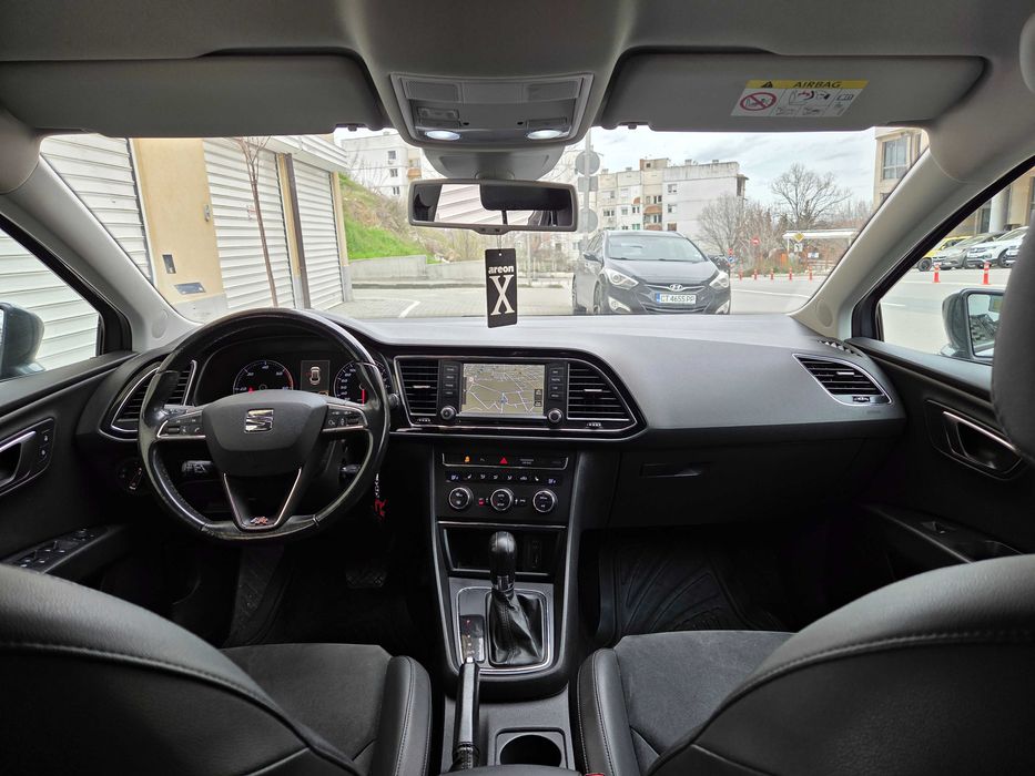 Seat Leon DSG7 | FR | CarPlay | Пълна сервизна история