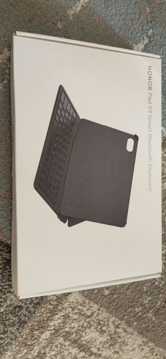 Honor P Pad X9 таблет с Оригинален кейс клавиатура