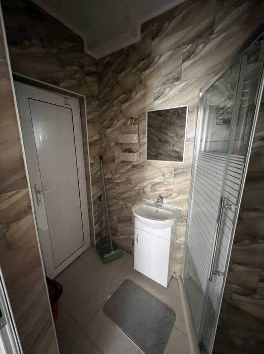 Дава се под наем Едностаен апартамент в Пловдив, Кършияка - 35 кв.м за 175 € - Снимка #5