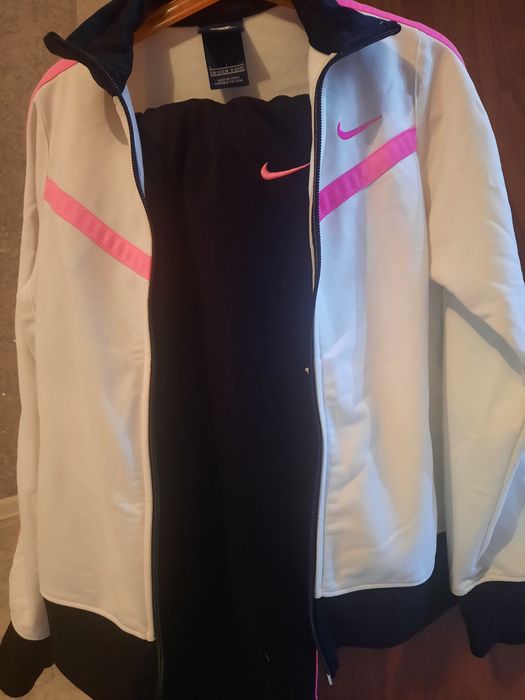 Спортивный костюм  Nike