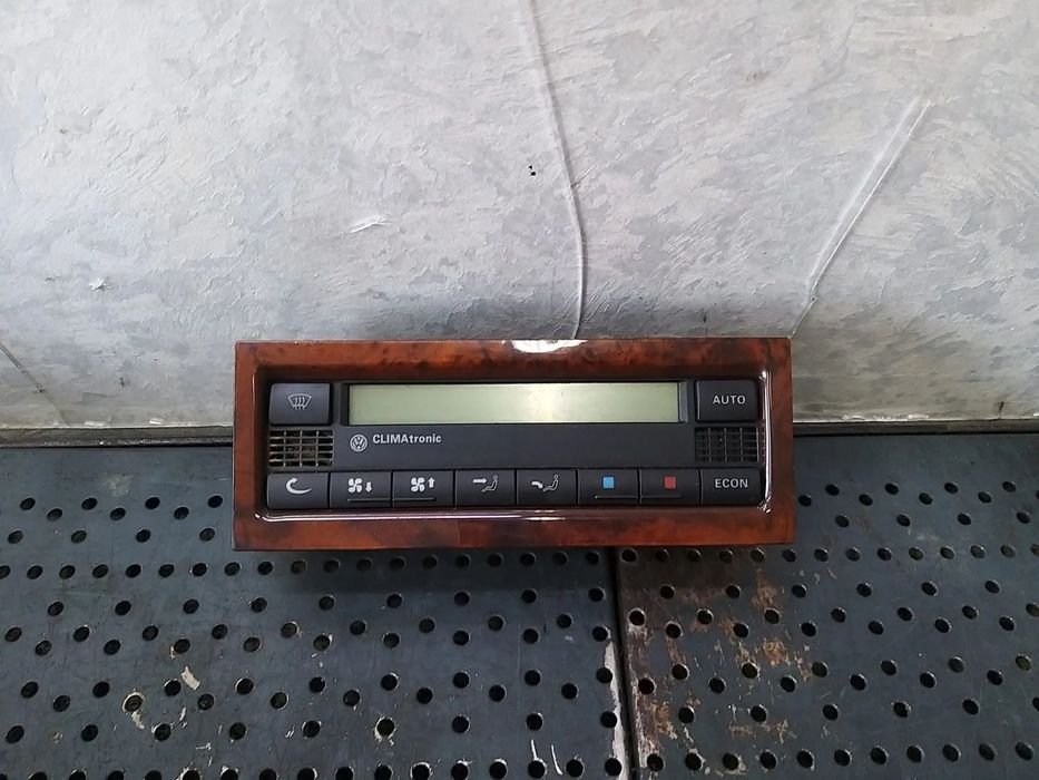 Panou comanda clima ac vw bora 1j