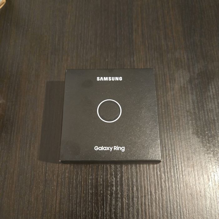[Prețul este negociabil ]Vând Galaxy Ring marime 9