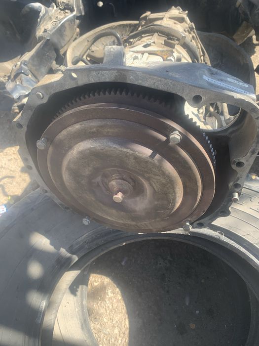 Продам каробку на субару 2,5