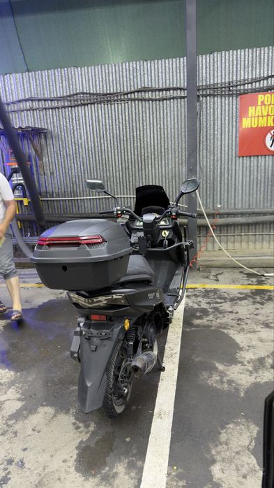 Skuter sotiladi 150 kub Tiger