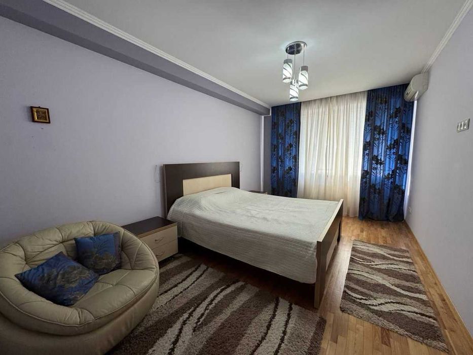 Дава се под наем Двустаен апартамент в София, Симеоново - 90 кв.м за 425 € - Снимка #1