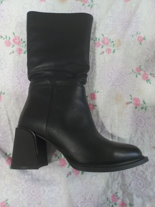 Продам зимние сапоги