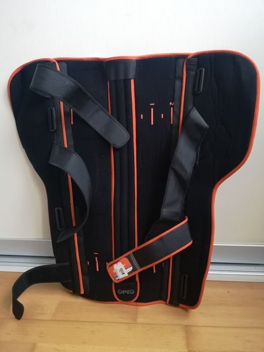 Orteza Oped  de genunchi  genunchiera atela de imobilizare a genunchiului