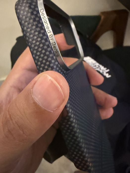 Iphone 17 pro max Benk’s чехол