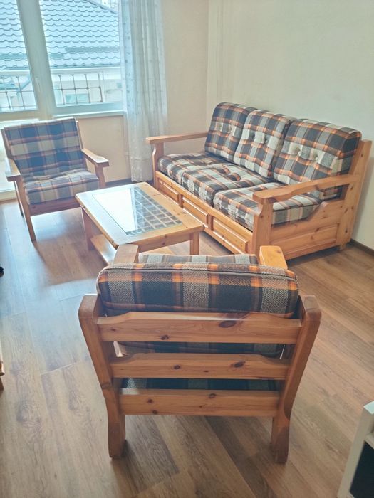 Канапе-триместно от масивна дървесина!!!