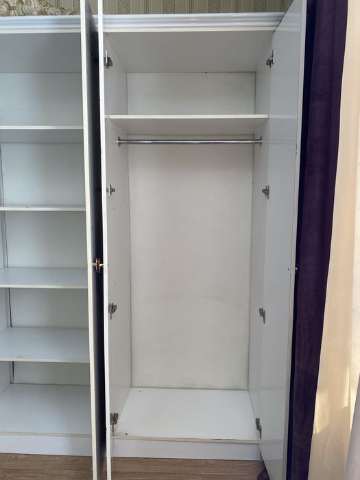 Большая стенка / 3 шкафа — 30 000 ₸, самовывоз
