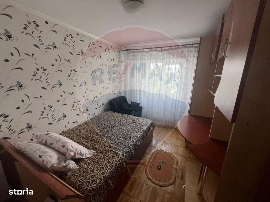 Apartament 4 camere b dul Garii