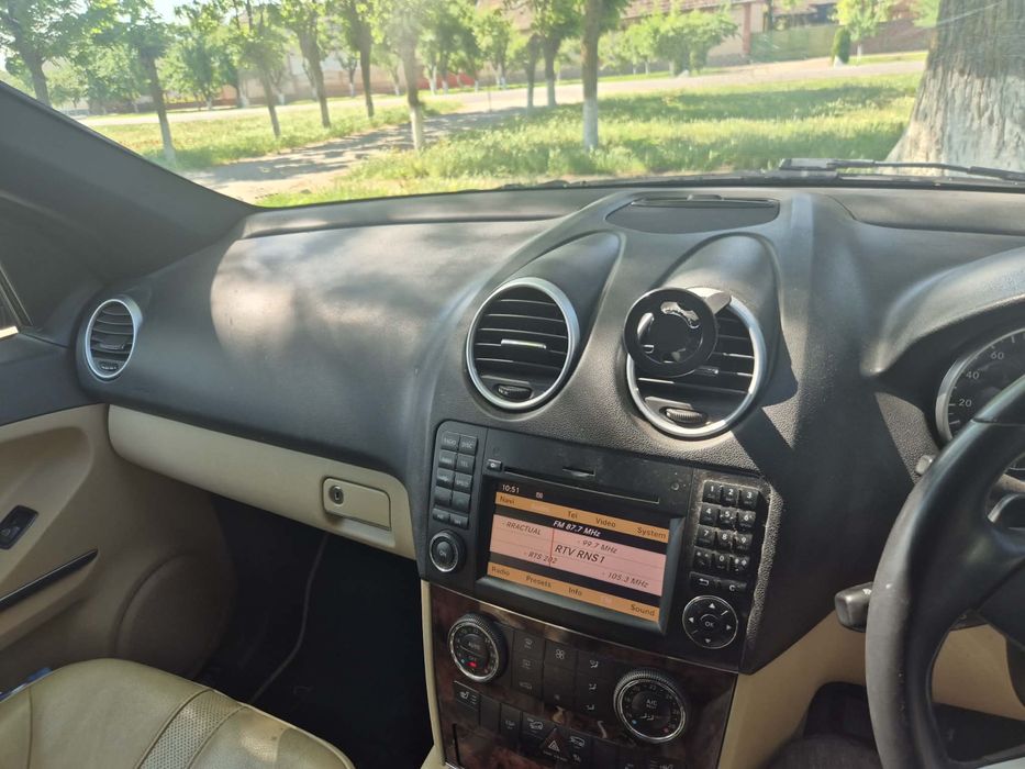 Mercedes-benz ml 300