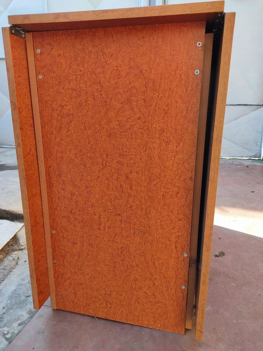 Masa 12 persoane pliabila impecabila