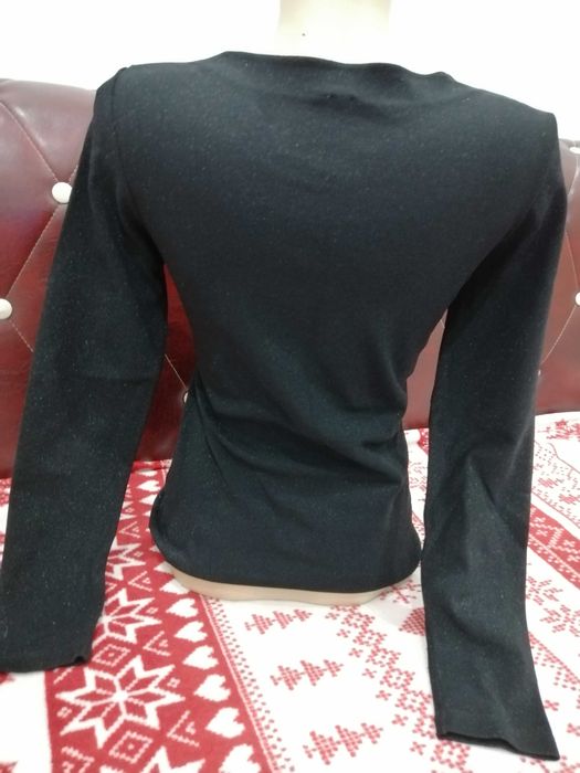 Bluza eleganta cu insertii de sclipici