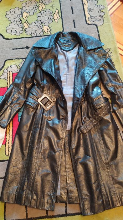 Пуховик шуба плащ 46 р