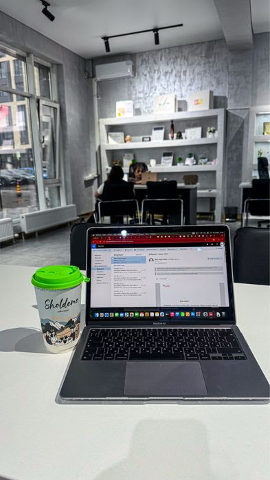 Apple Macbook - Air 13, 2020 года