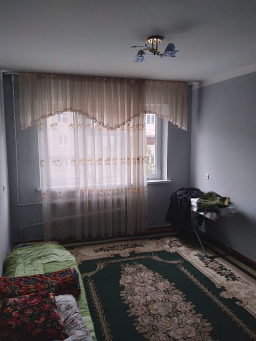 Маргилон гастраном Уй Сотилади 3 хоналик квартира