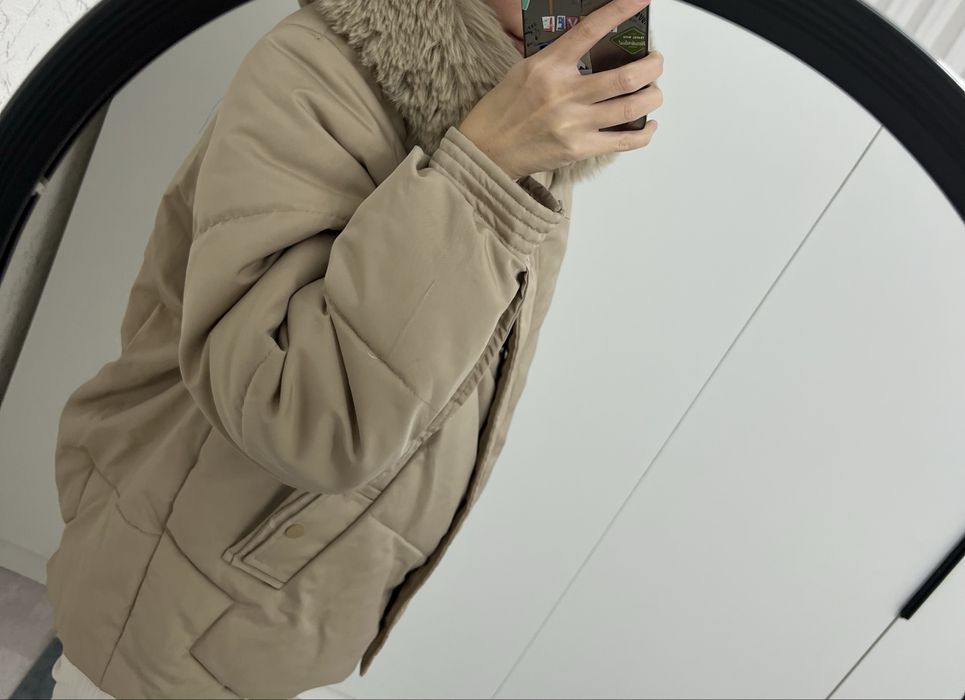 Женская куртка.