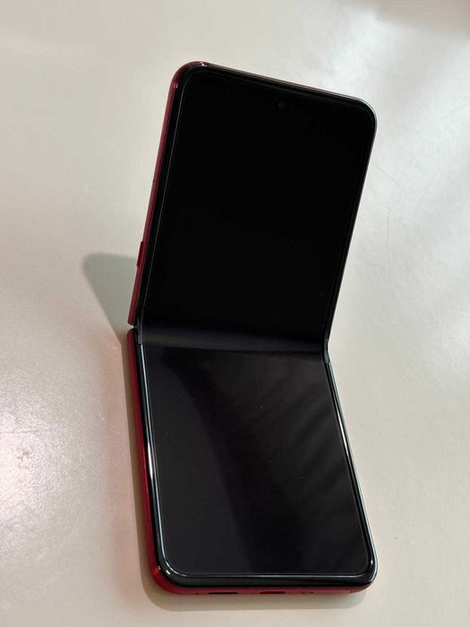 Telefon mobil Motorola razr 60 ultra, Dual SIM