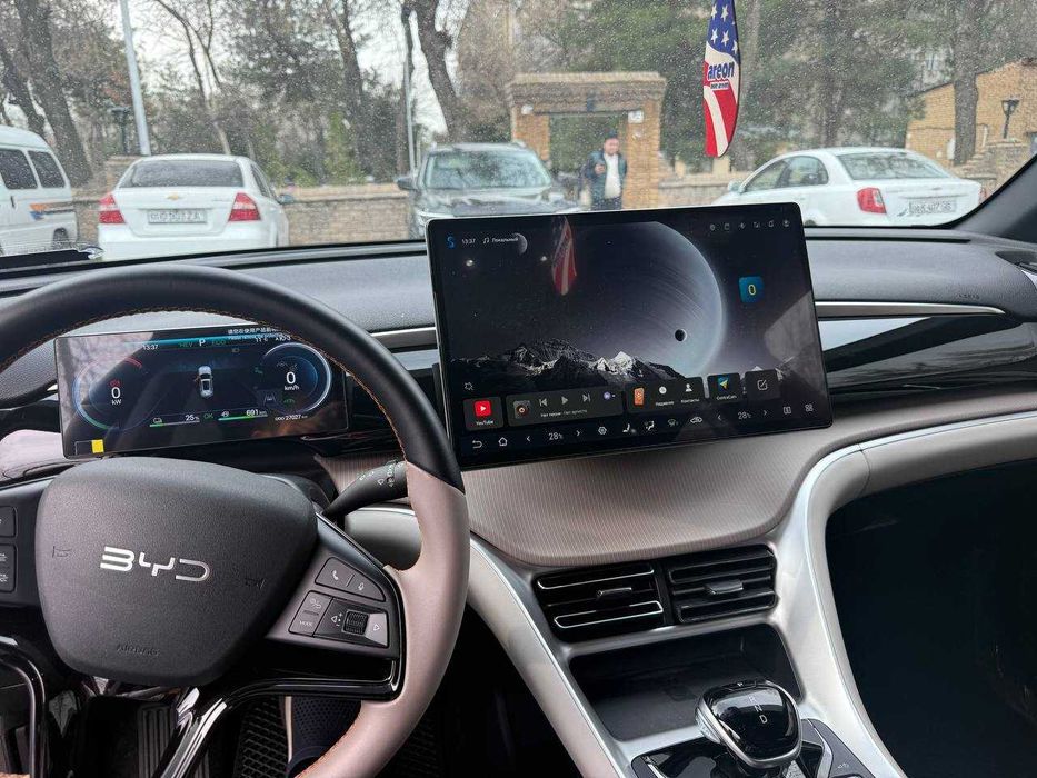 byd song pro gibrid srochno sotiladi.