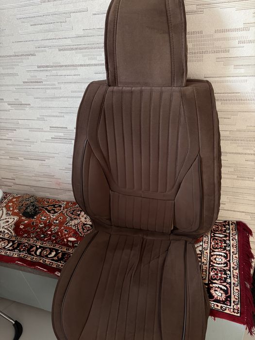 чехлы на сиденья в идеале универсальные