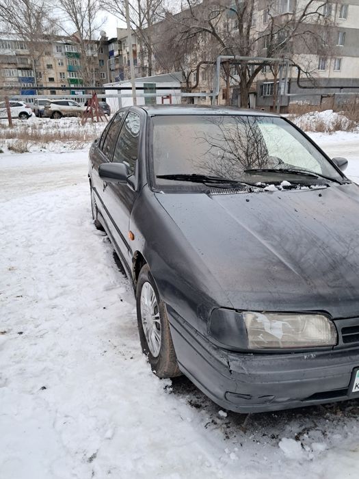 Nissan primera p10