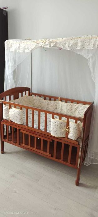 Продам детскую кроватку