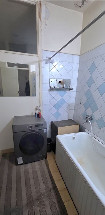 Феруза продаётся квартира 2/2/4 Мирзо Улугбекский район