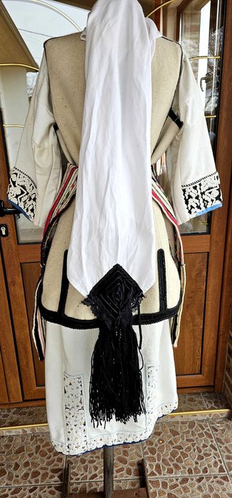 Македонска носия