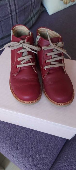 Боти от естествена кожа