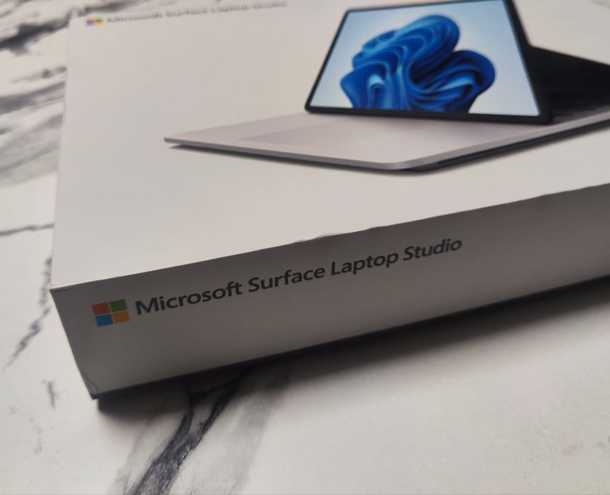 Surface laptop studio i7 512/16 gb
