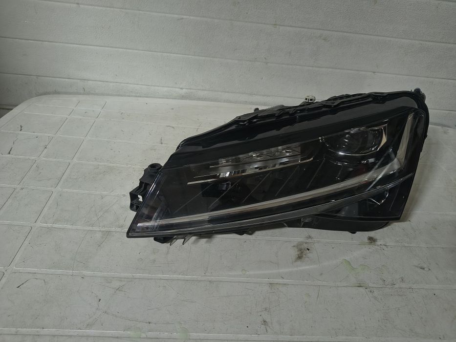 Far stânga full led complet Skoda Superb 3 facelift 3v1941015d