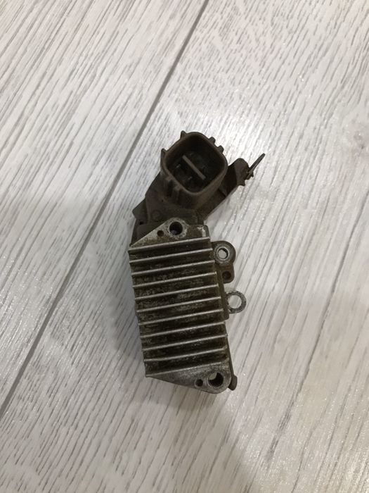 Toyota Hilux запчасти амортизатор и.д