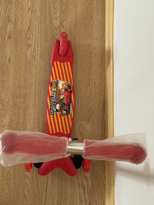 Самокат новый 7000 тг