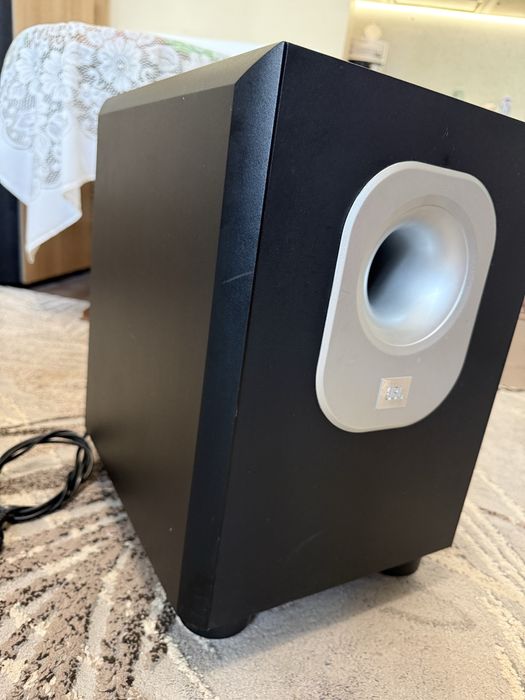 JBL 8” Subwoofer Активен SUB200/230
