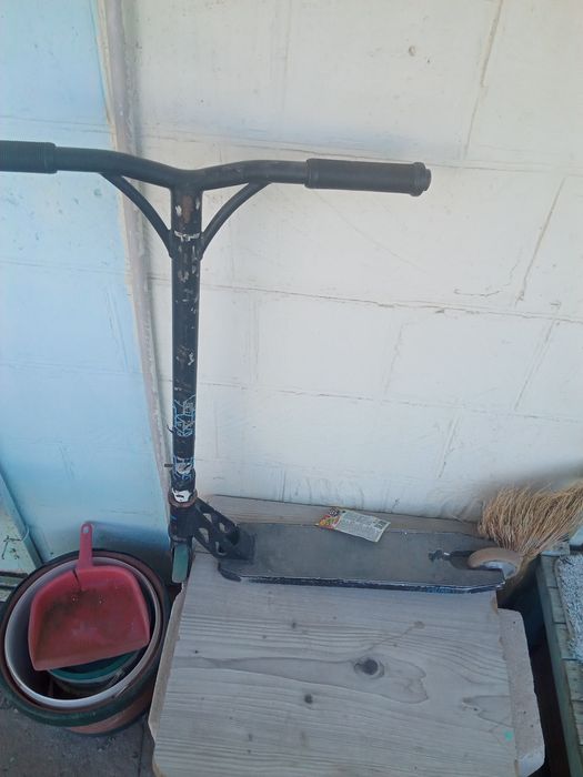 Продам трюковой самокат срочно