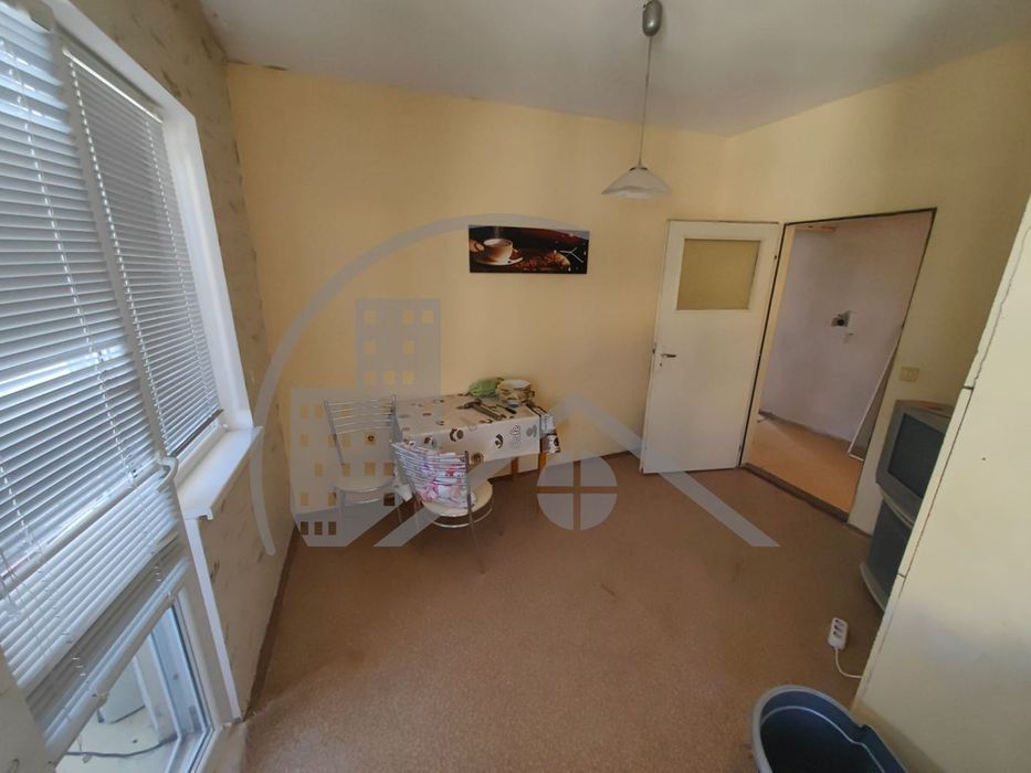 Продава се Четиристаен апартамент в Варна, Кайсиева градина - 86 кв.м за 860 €/кв.м - Снимка #6